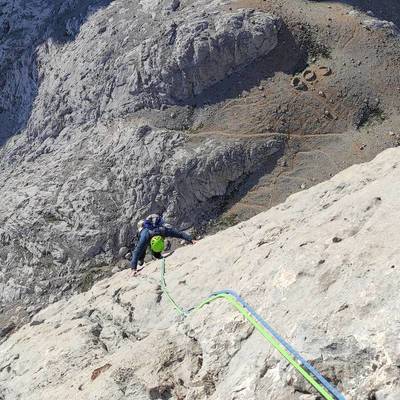 Escalada en Asturias y Guía de Montaña